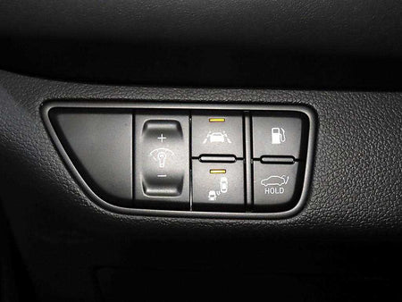 Genesis G70 — photo 14