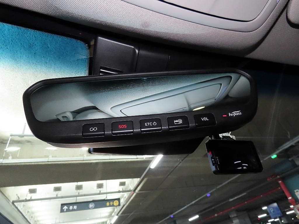 Genesis G70 — photo 16