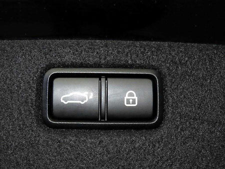 Genesis G70 — photo 17