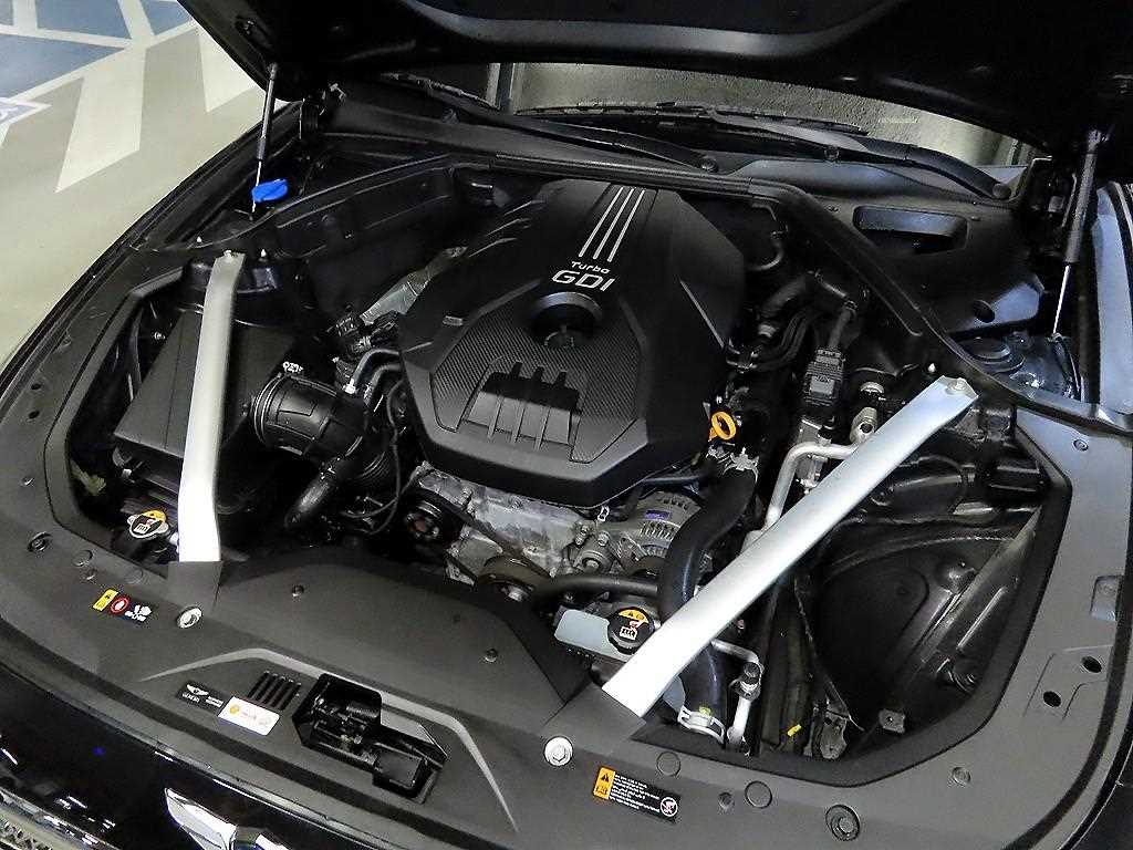 Genesis G70 — photo 19