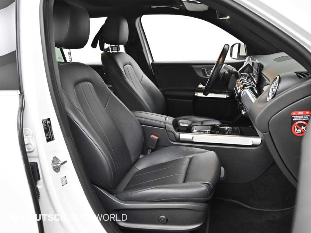Mercedes-Benz GLB-Class — photo 10