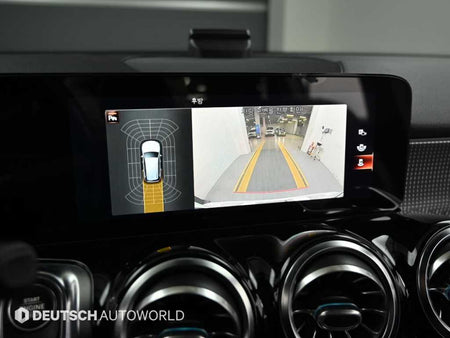 Mercedes-Benz GLB-Class — photo 15