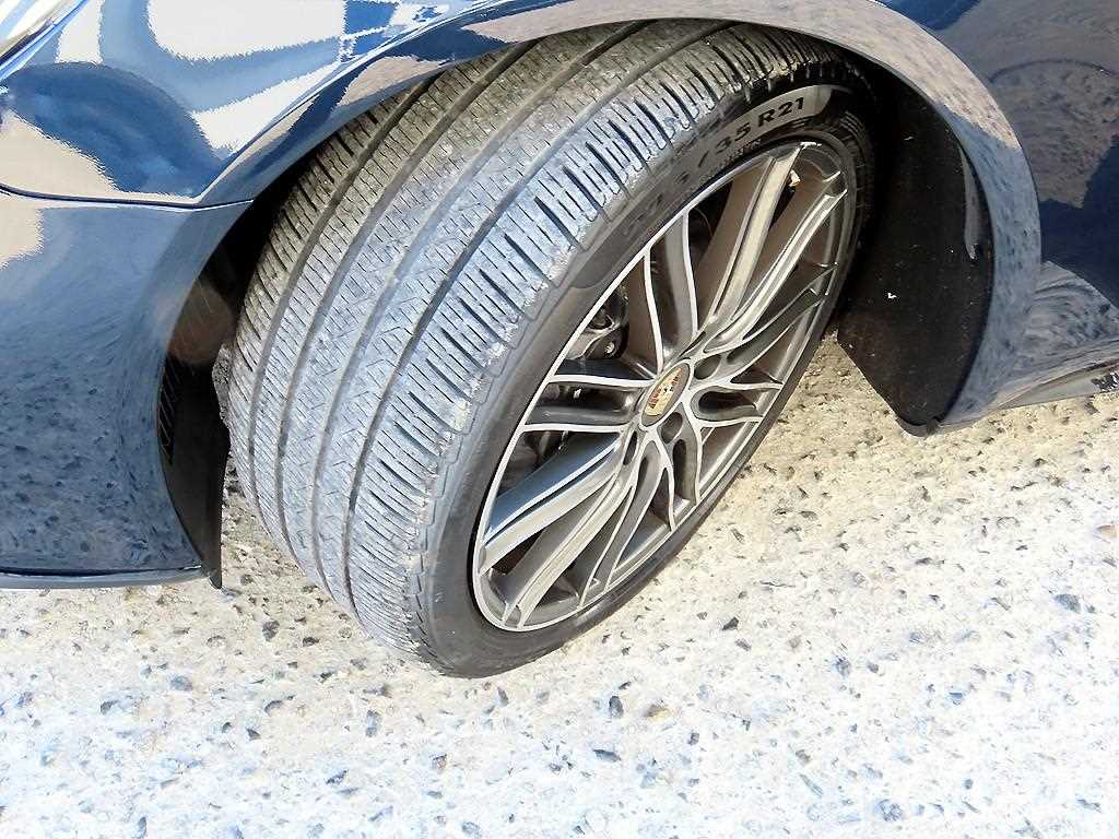 Porsche Panamera — photo 20