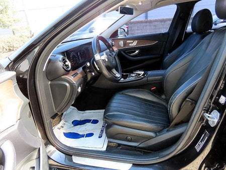 Mercedes-Benz E-Class — photo 05