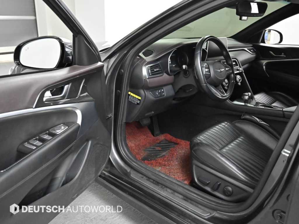 Genesis G70 — photo 11