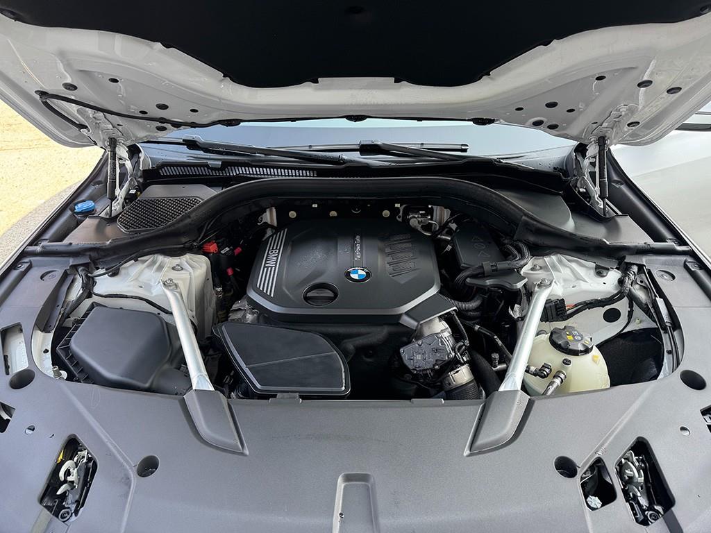BMW Gran Turismo — photo 19