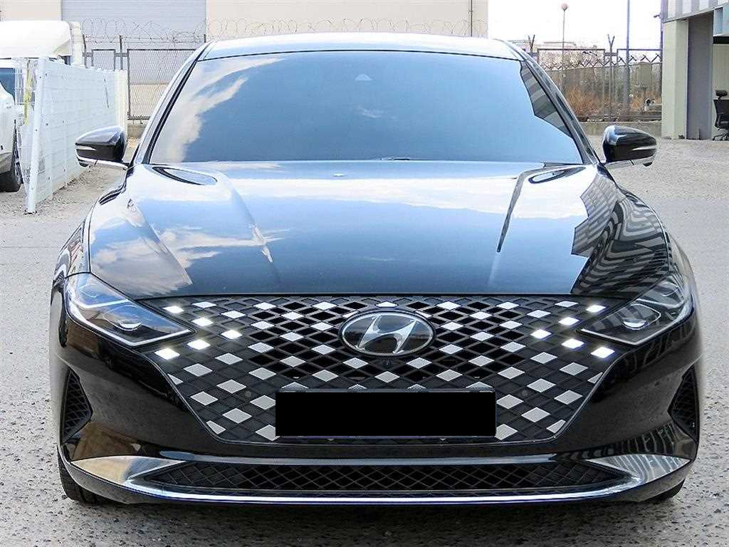 Hyundai Grandeur — photo 01