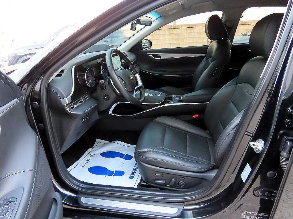 Hyundai Grandeur — photo 05