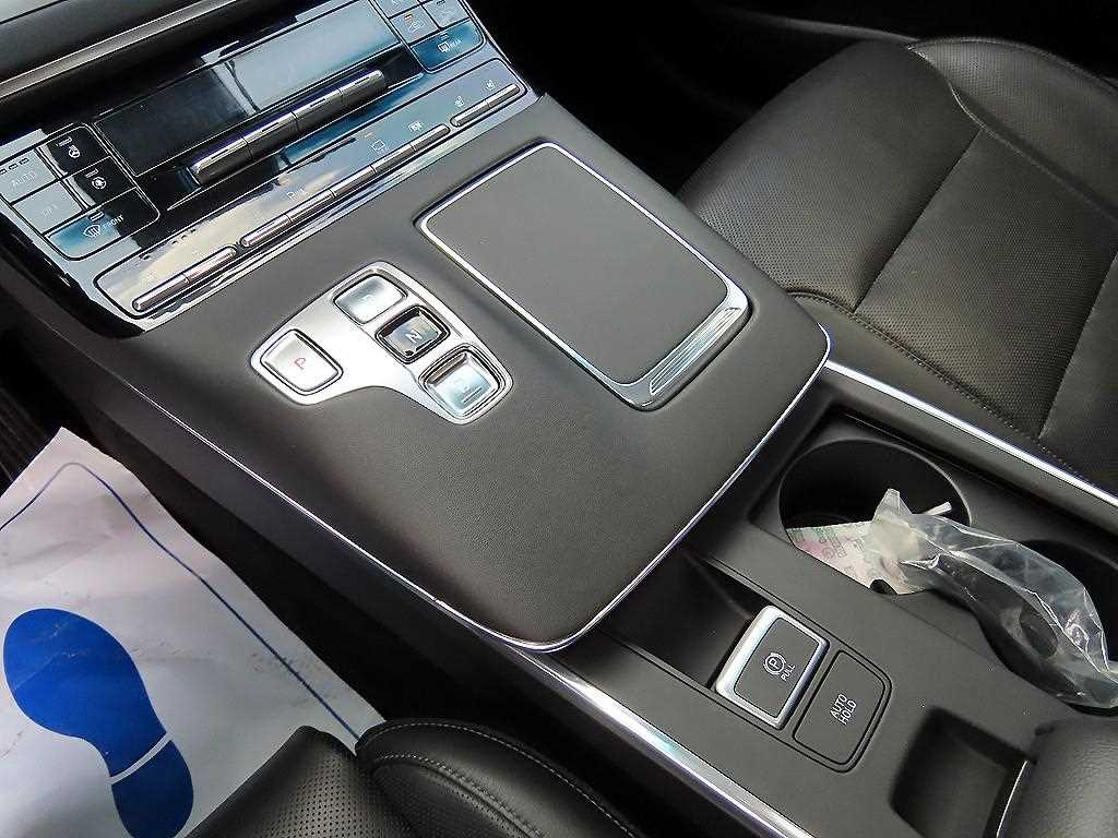 Hyundai Grandeur — photo 10