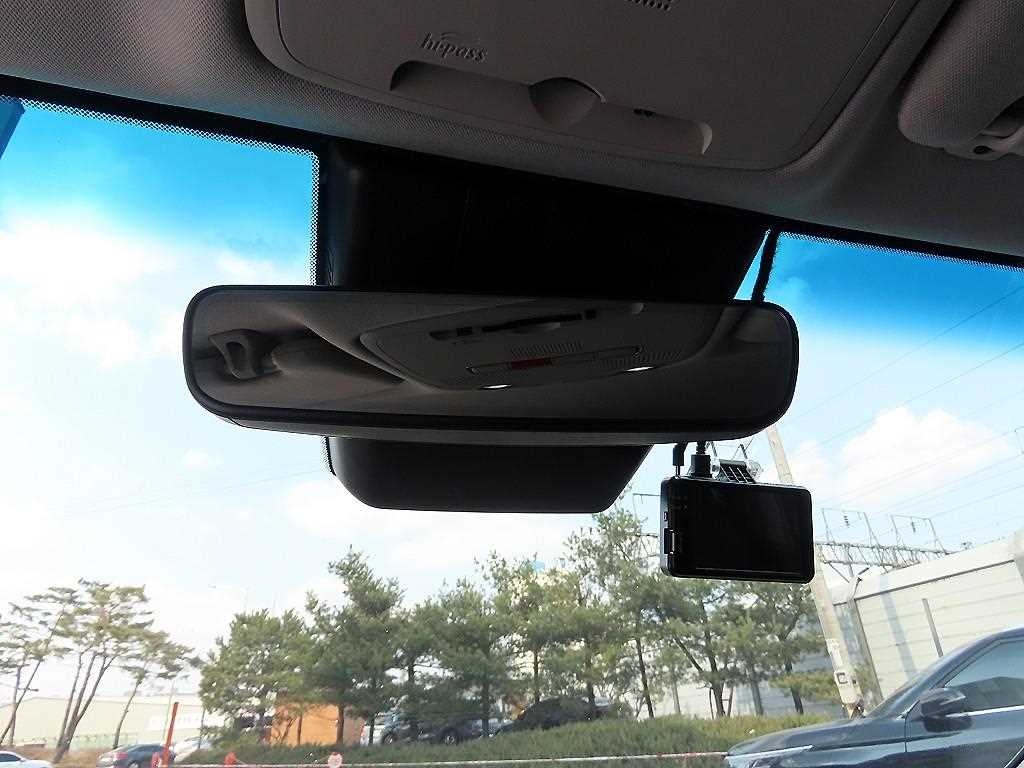Hyundai Grandeur — photo 16