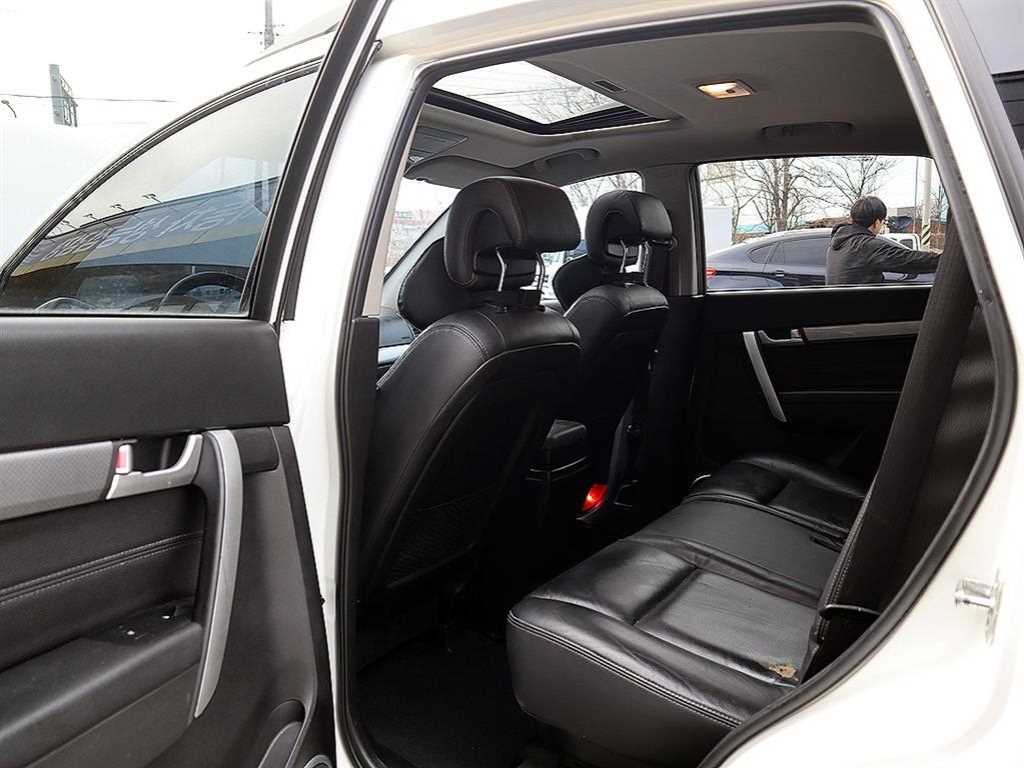CHEVROLET Captiva — photo 07