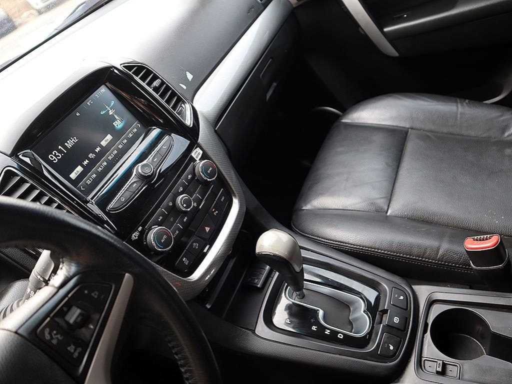 CHEVROLET Captiva — photo 10