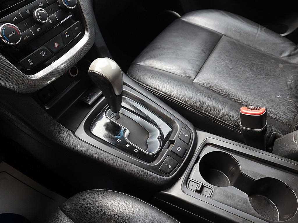 CHEVROLET Captiva — photo 12