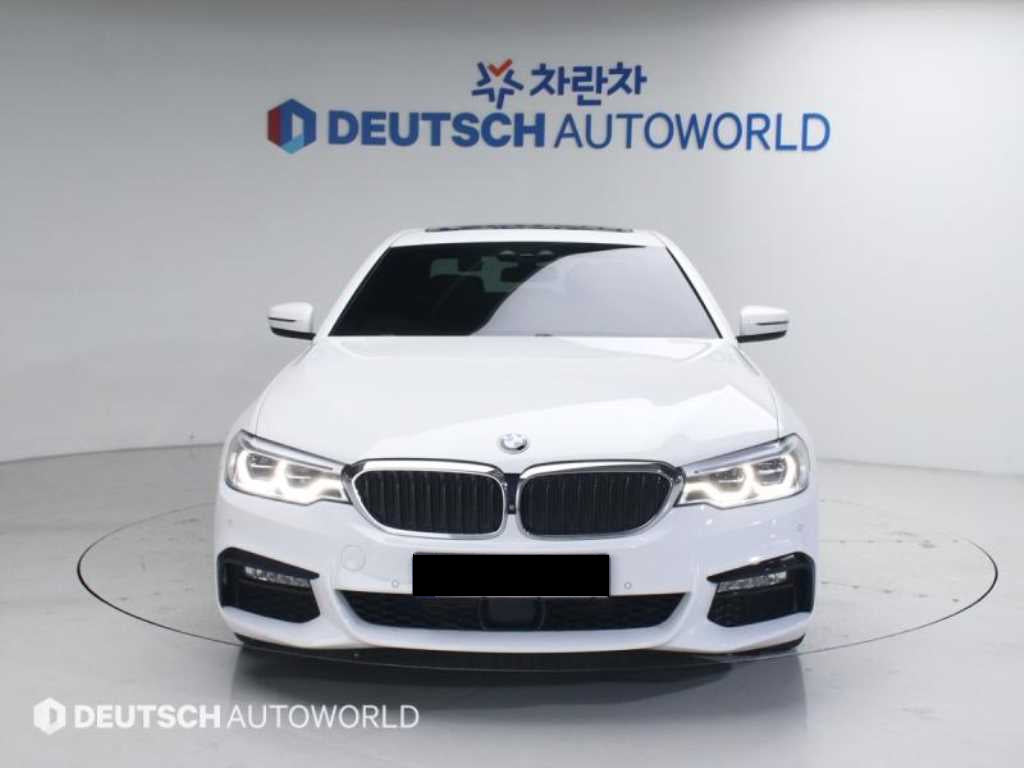 BMW 5-Series — photo 03