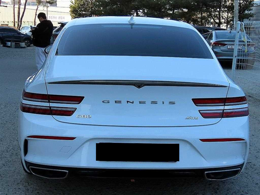 Genesis G80 — photo 04