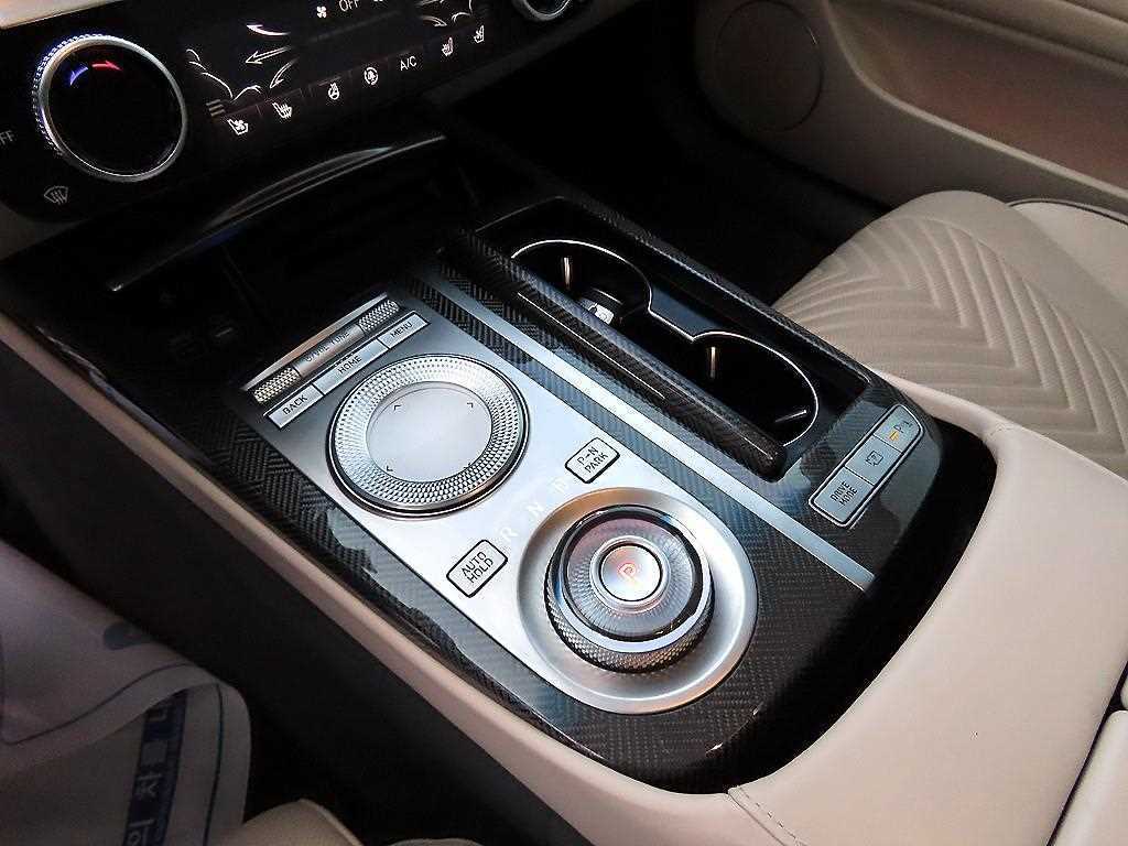 Genesis G80 — photo 11