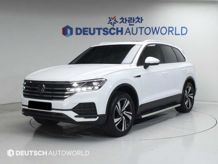 Volkswagen Touareg — photo 01