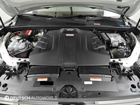 Volkswagen Touareg — photo 06
