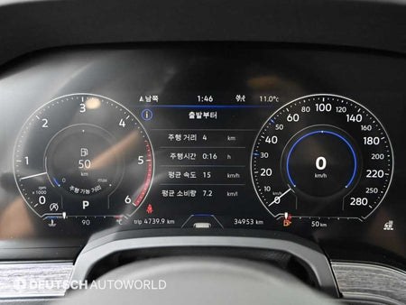 Volkswagen Touareg — photo 08