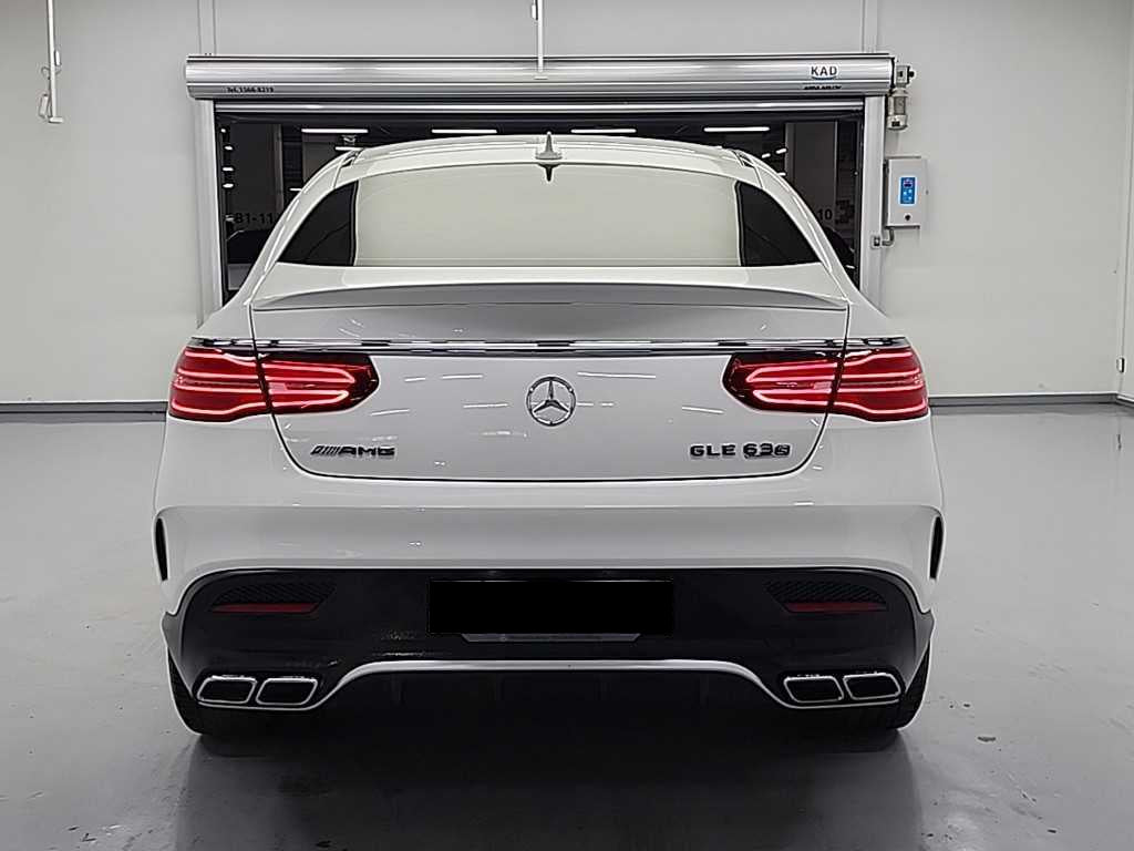 Mercedes-Benz GLE-Class — photo 03