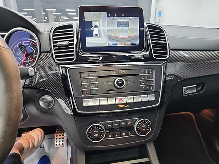 Mercedes-Benz GLE-Class — photo 10