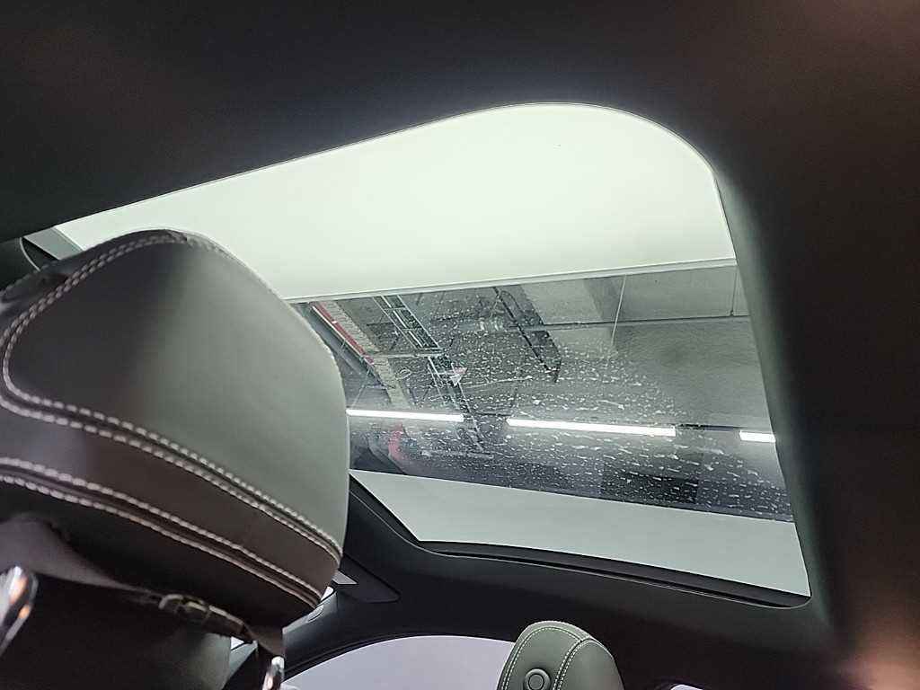 Mercedes-Benz GLE-Class — photo 14