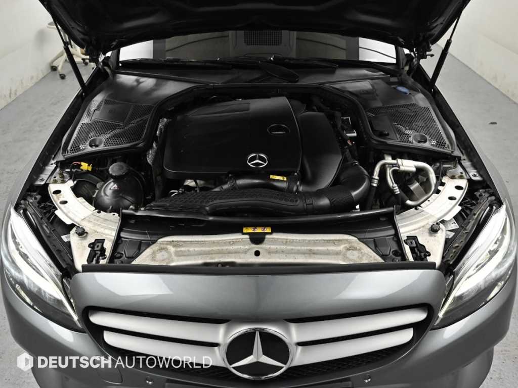 Mercedes-Benz C-Class — photo 06