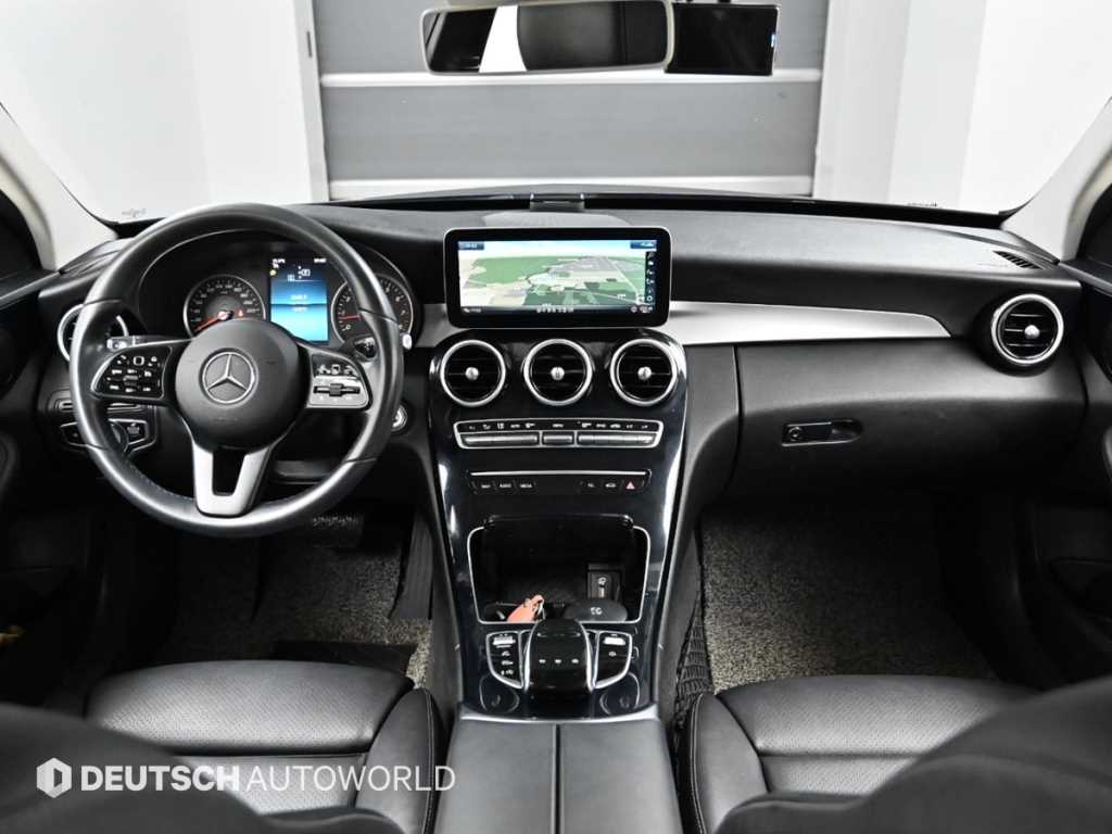 Mercedes-Benz C-Class — photo 07