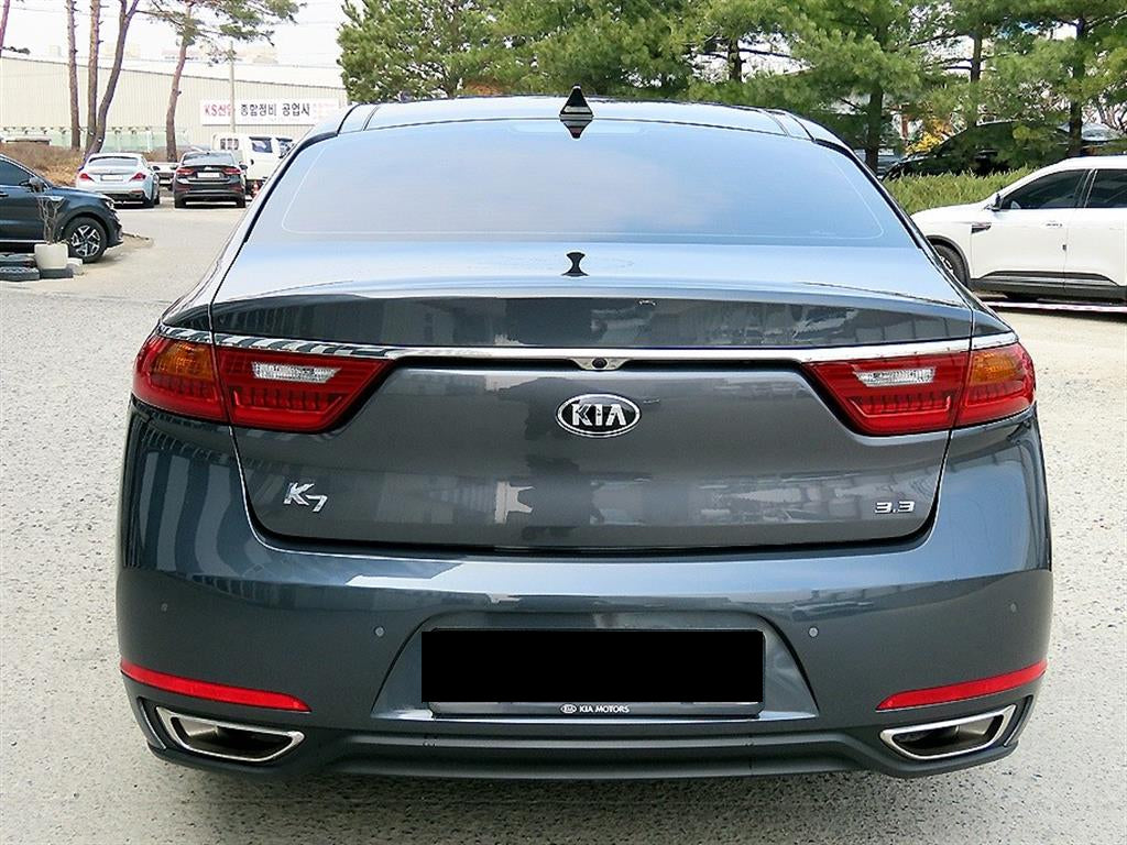 Kia K7 — photo 04