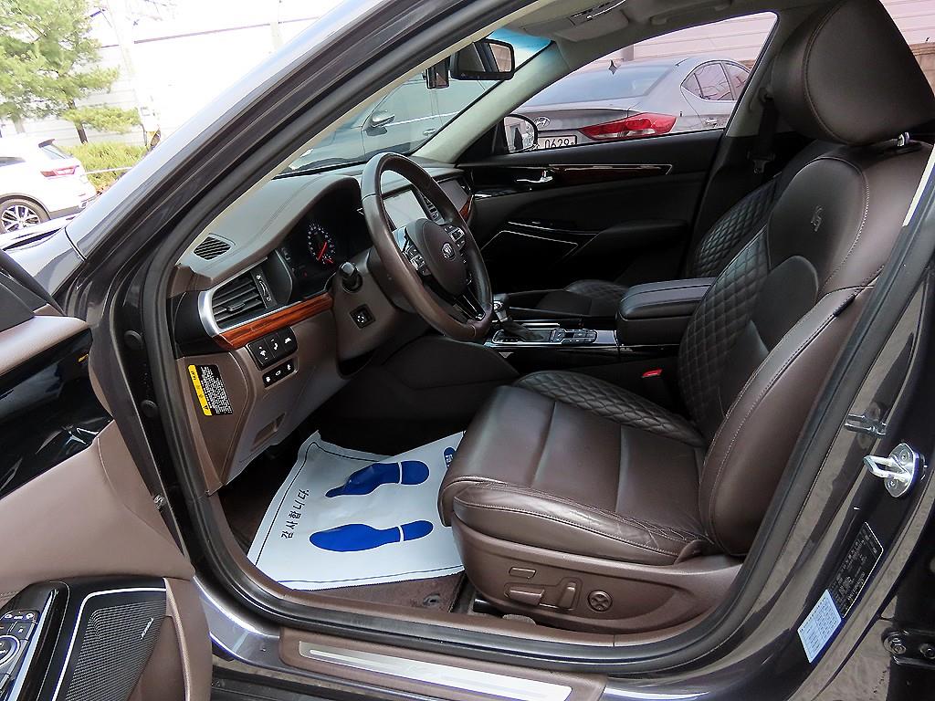 Kia K7 — photo 05