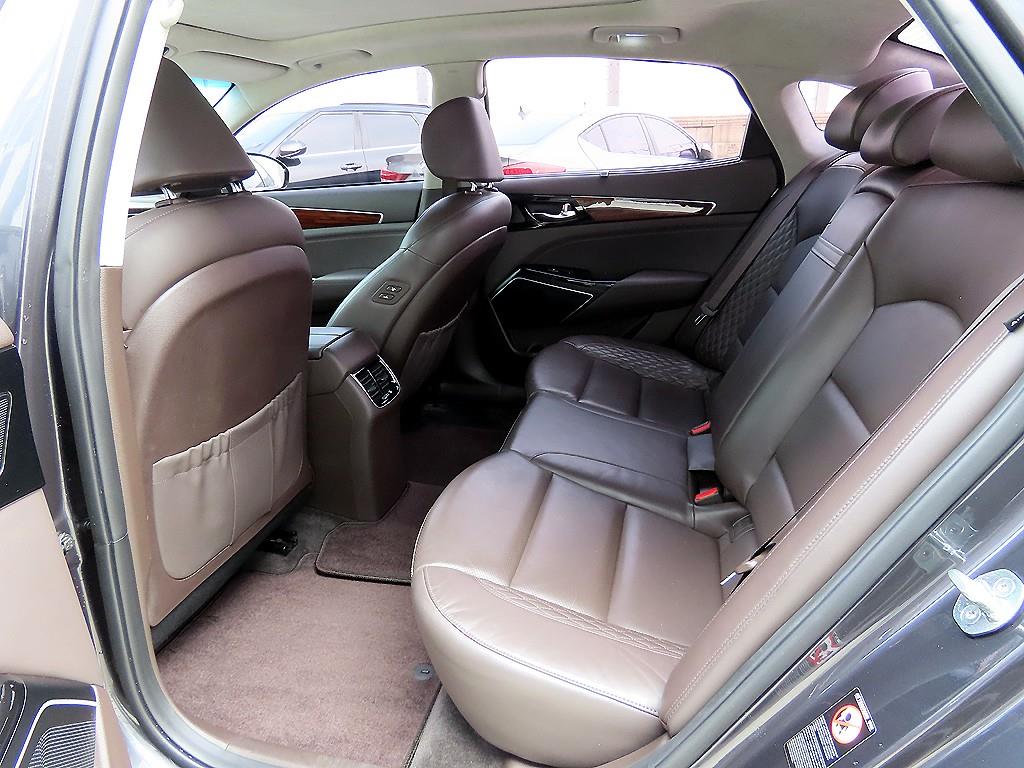 Kia K7 — photo 06