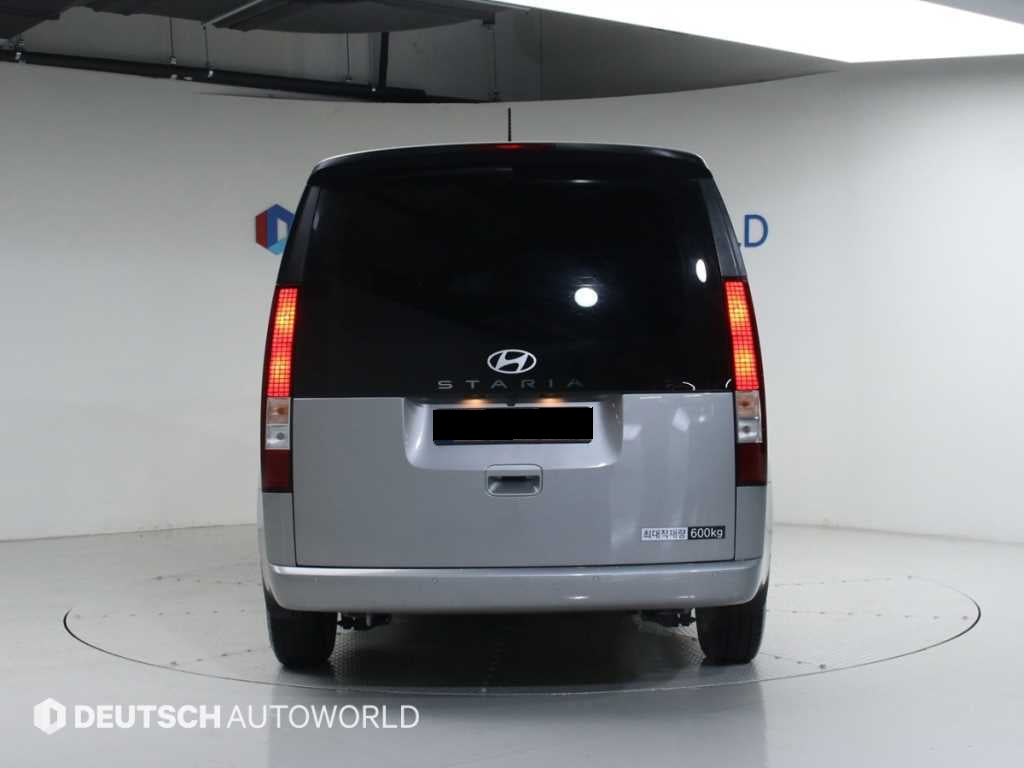 Hyundai Staria — photo 04