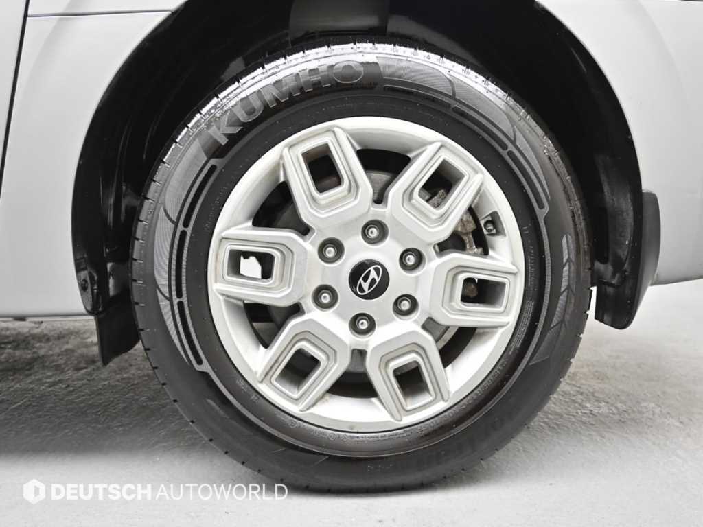 Hyundai Staria — photo 05