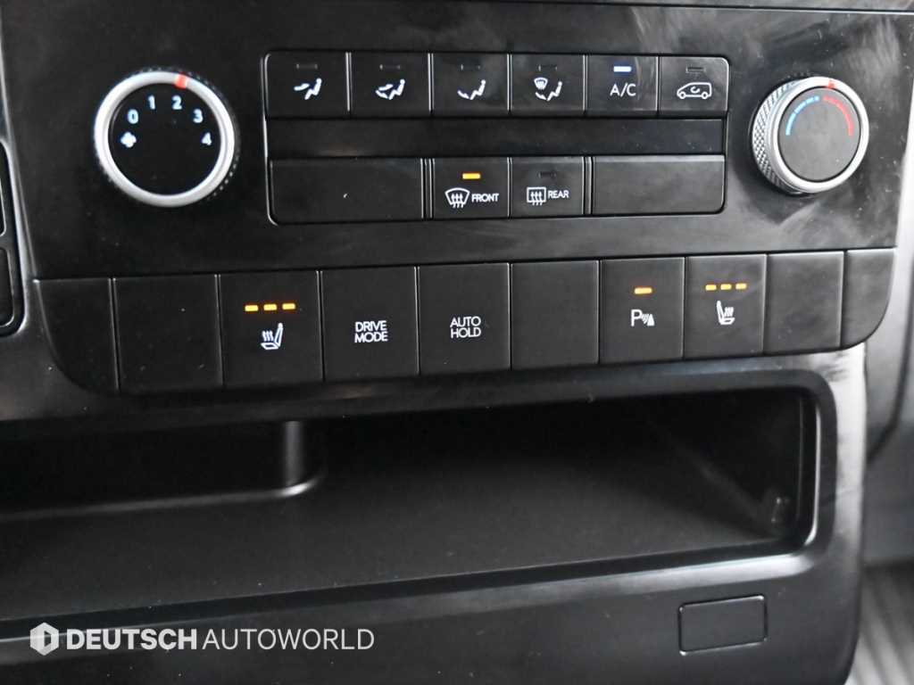 Hyundai Staria — photo 17