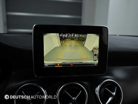 Mercedes-Benz GLA-Class — photo 15