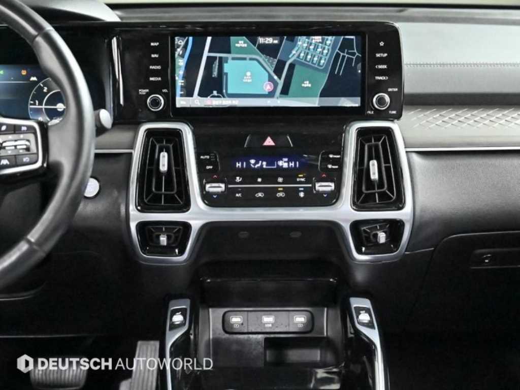 Kia Sorento — photo 14