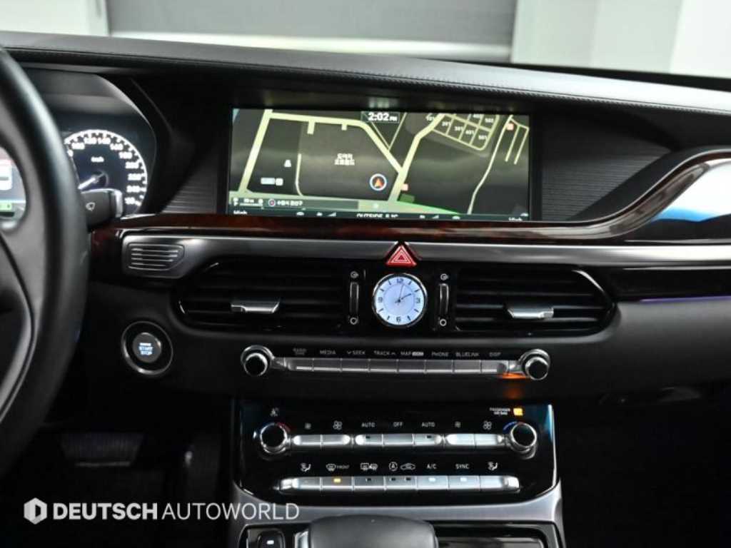 Genesis EQ900 — photo 14