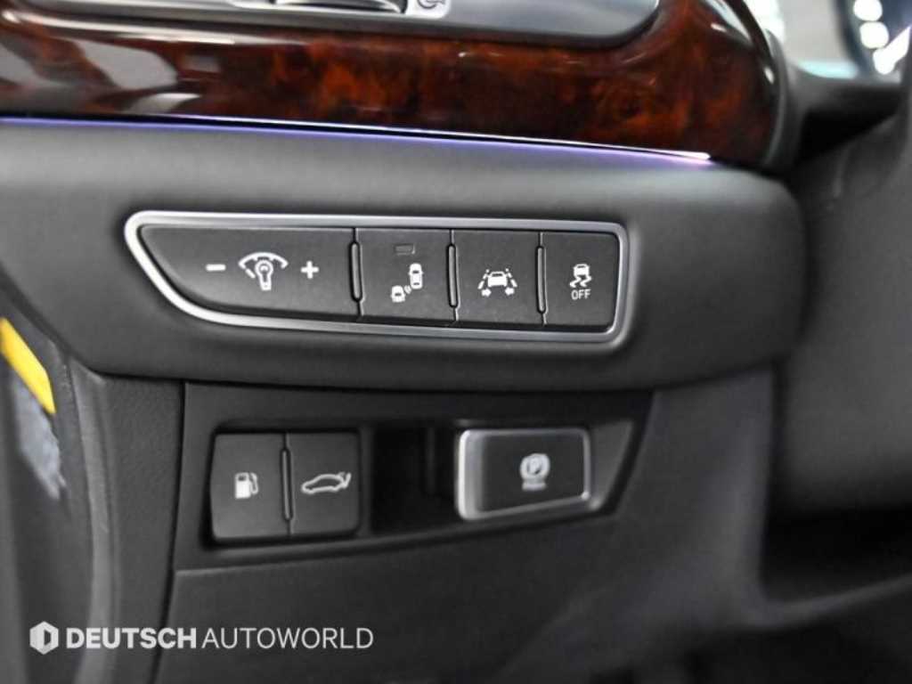 Genesis EQ900 — photo 17