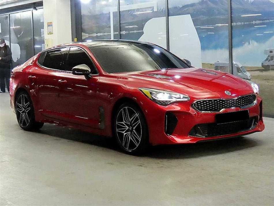 Kia Stinger — photo 01