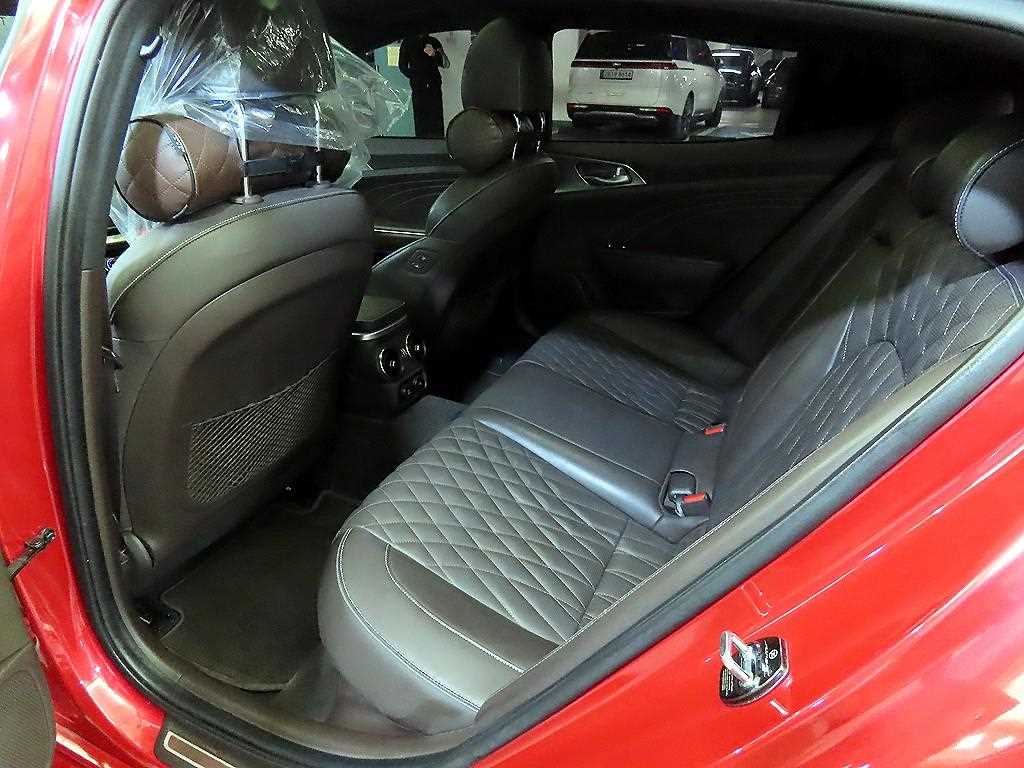Kia Stinger — photo 07