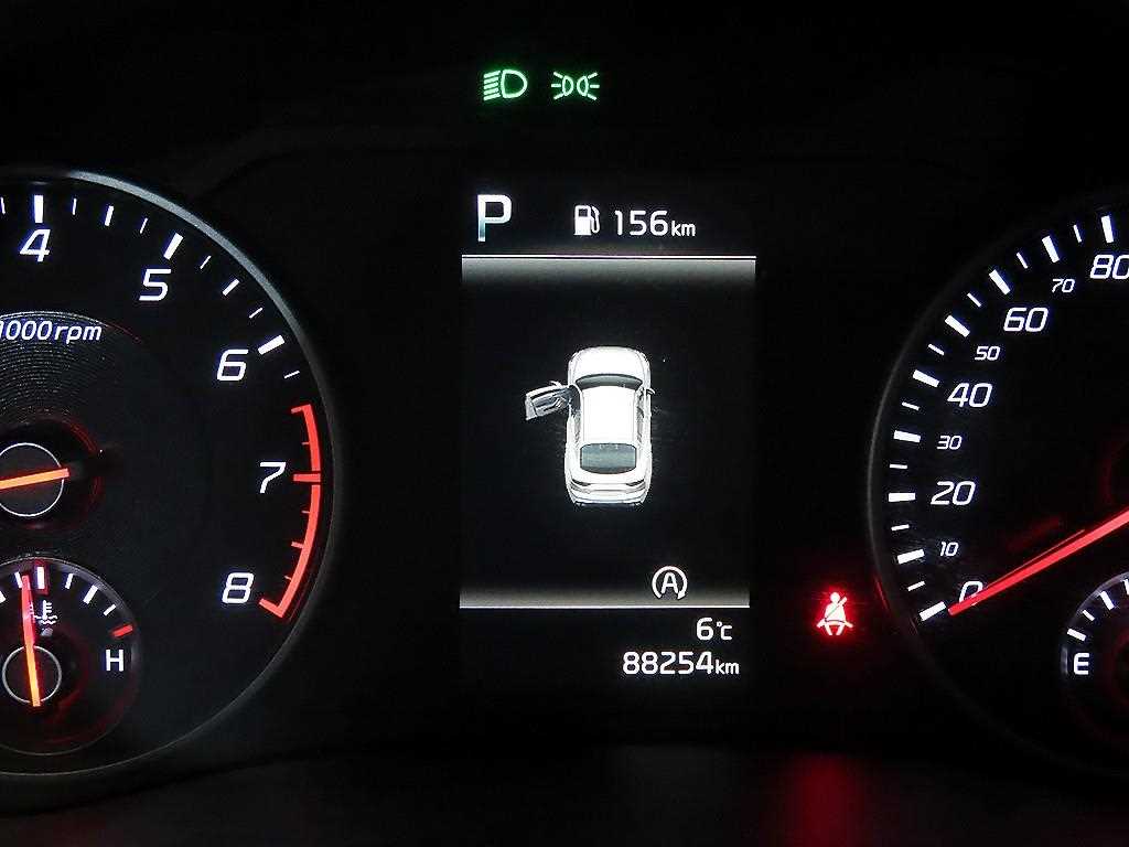 Kia Stinger — photo 09