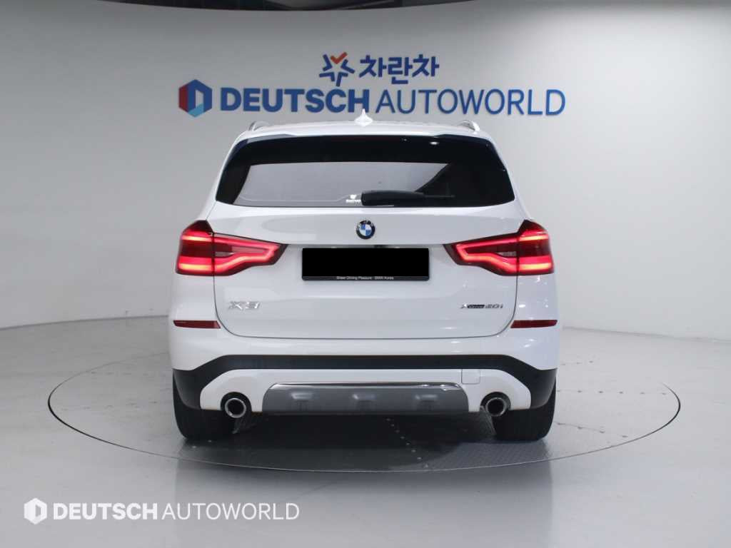 BMW X3 — photo 04