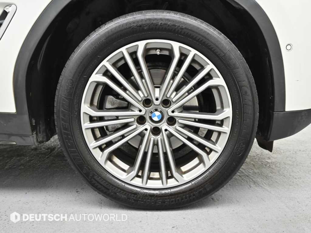 BMW X3 — photo 05