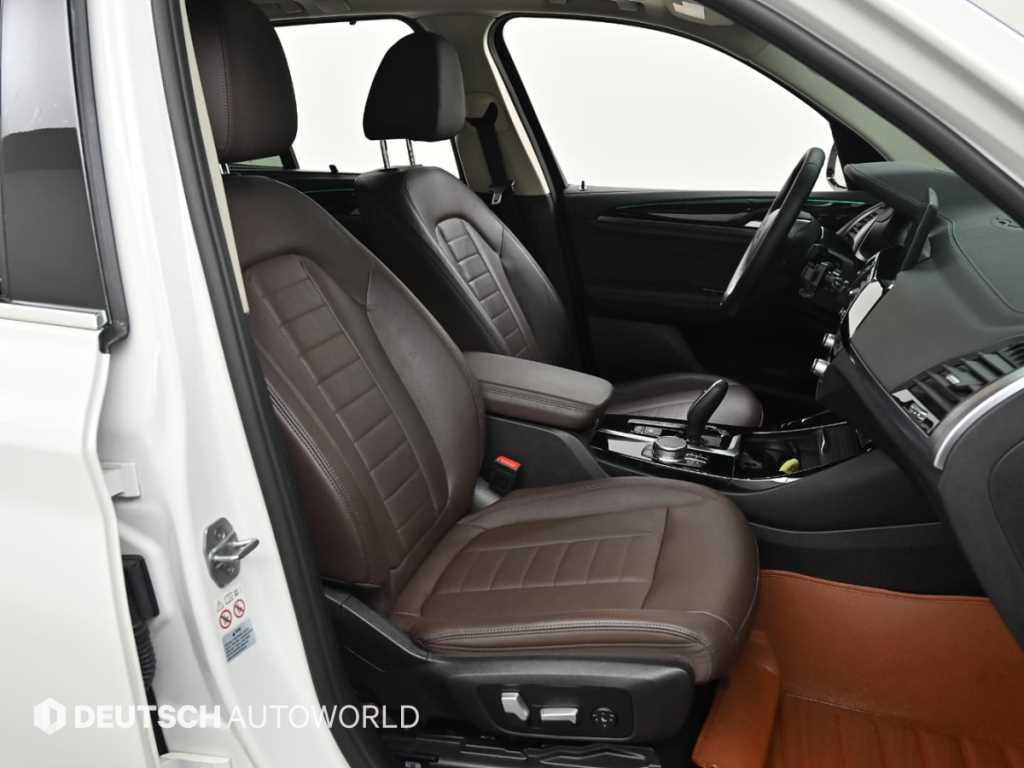 BMW X3 — photo 10