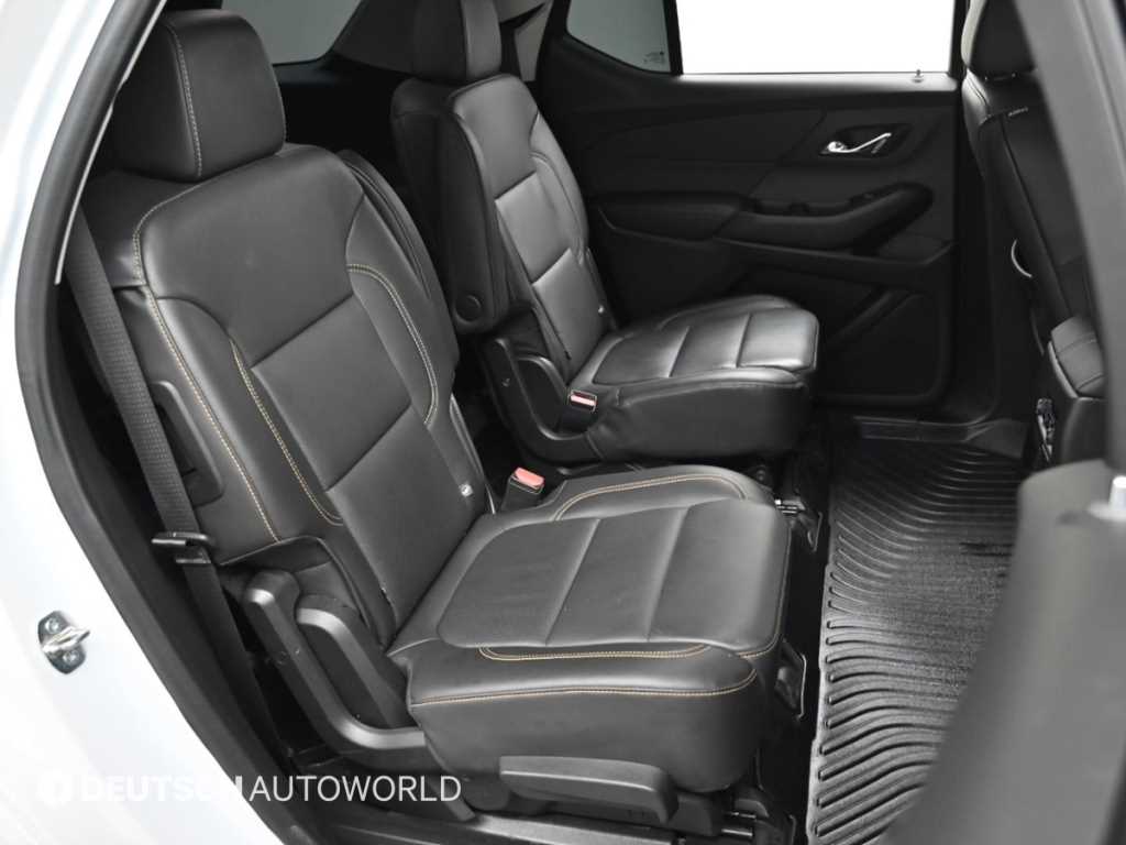 CHEVROLET Traverse — photo 12