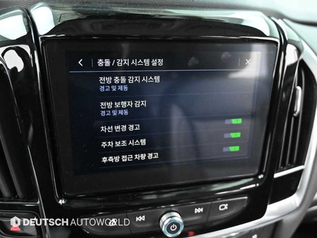 CHEVROLET Traverse — photo 17
