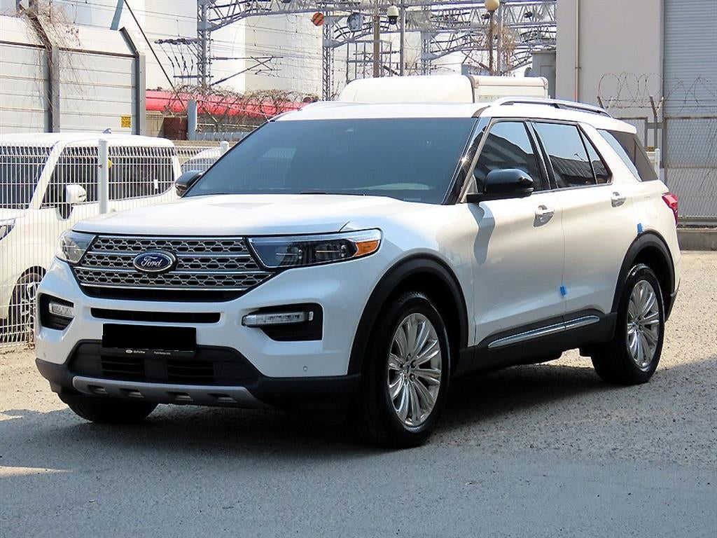 Ford Explorer — photo 02