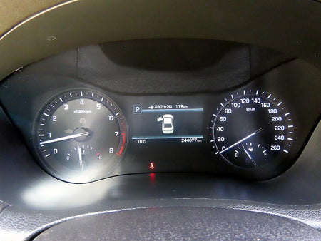 Genesis G80 — photo 09