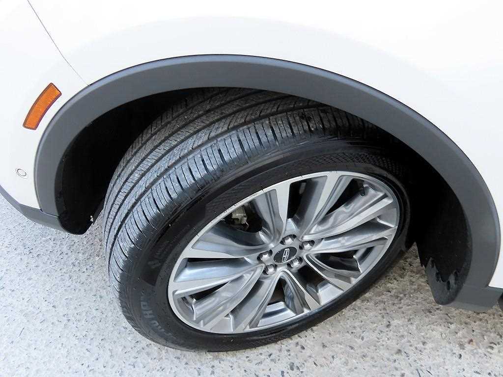 Lincoln MKX — photo 20