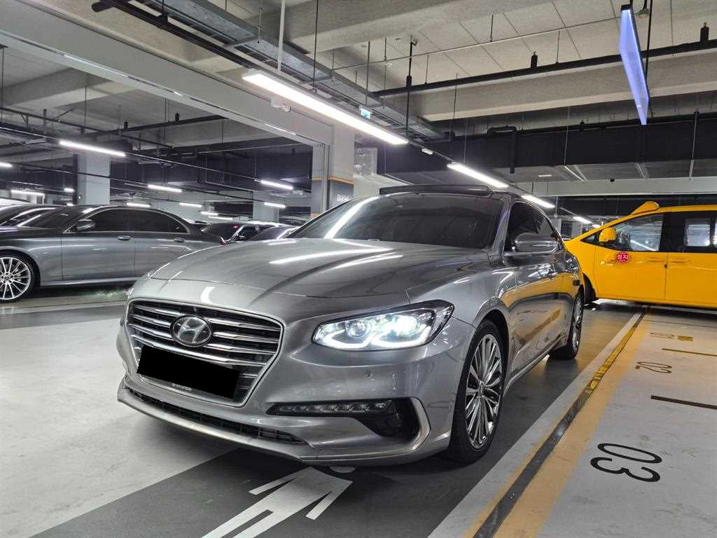 Hyundai Grandeur — photo 01